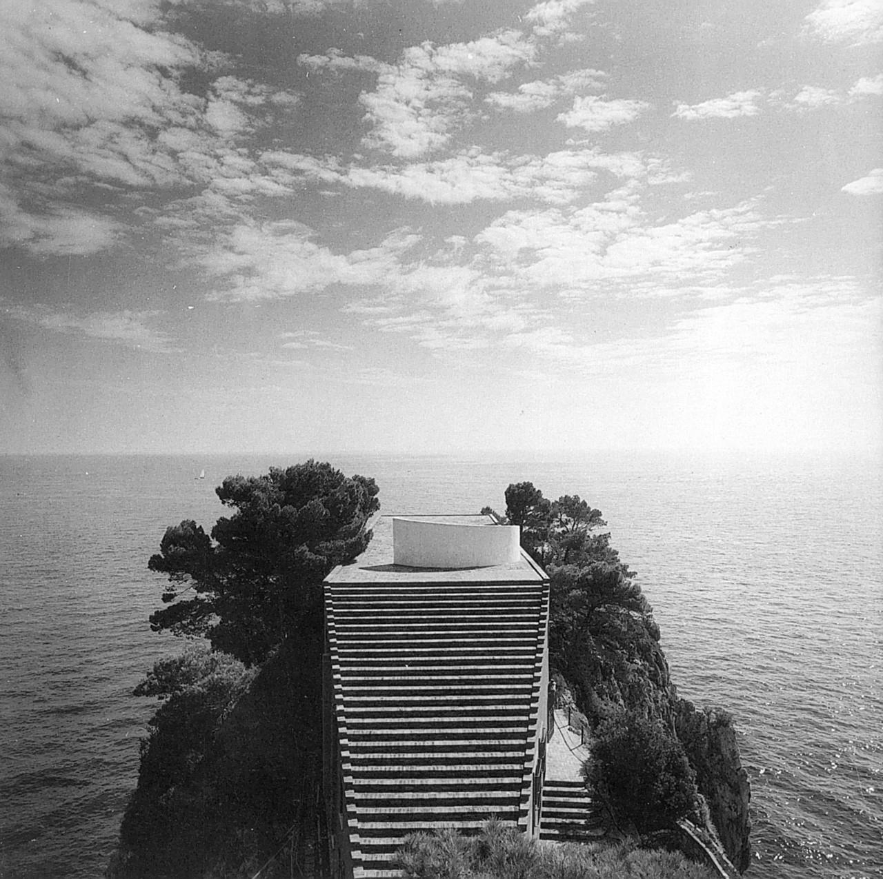maison-de-malaparte-Adalberto-Libera-jerome-barrier-inspirations