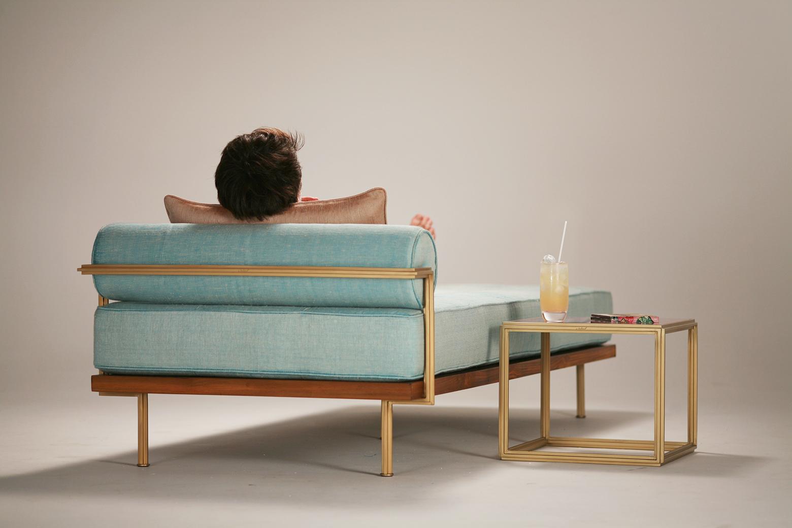 Ptendercool-Jerome-Barrier-PT70-reclaimed-Teak-Brass-Bangkok-Thailande la dolce vita