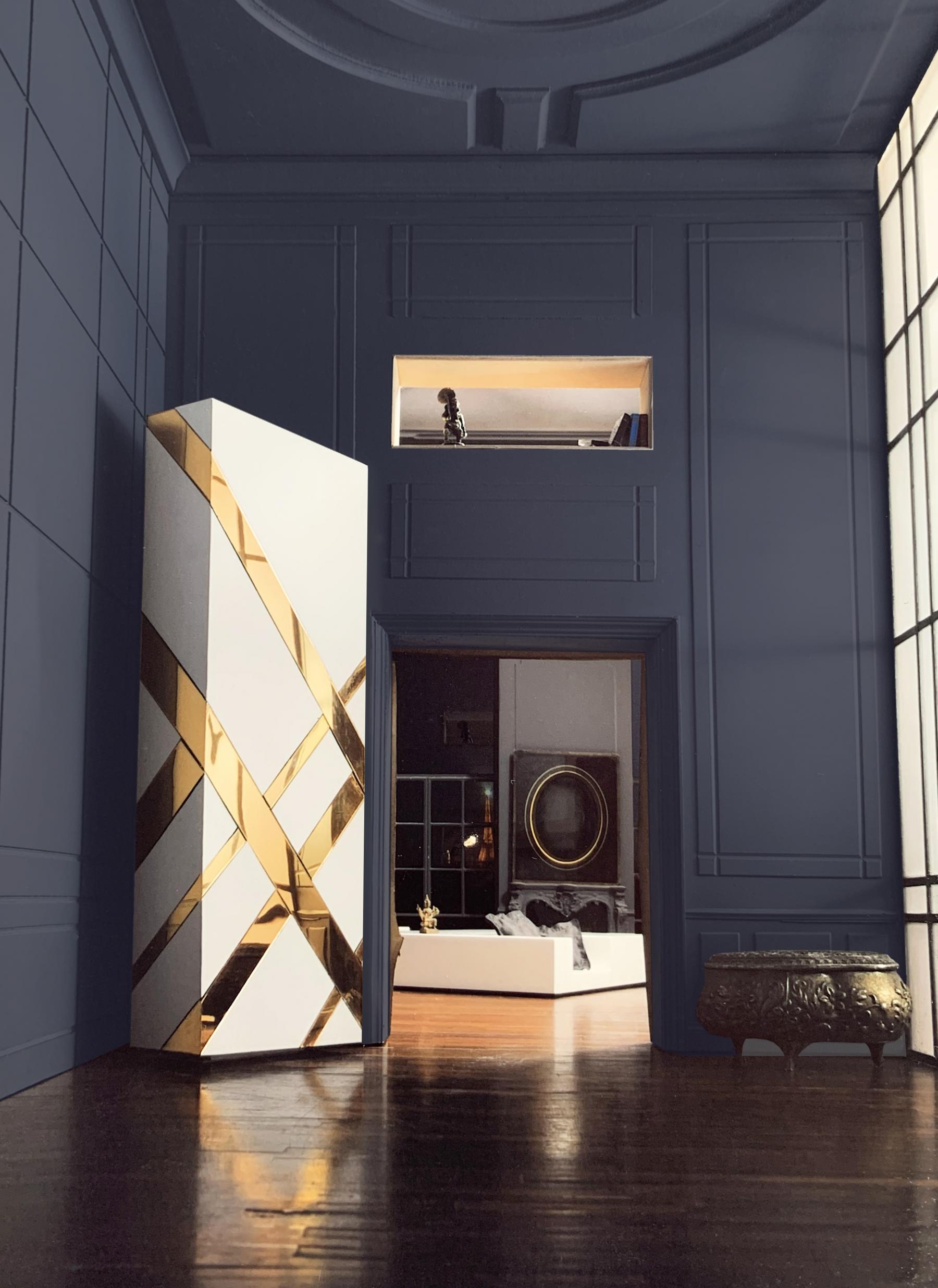 Commode haute en marquetterie bois blanc et laiton. Jérôme Barrier éditions.