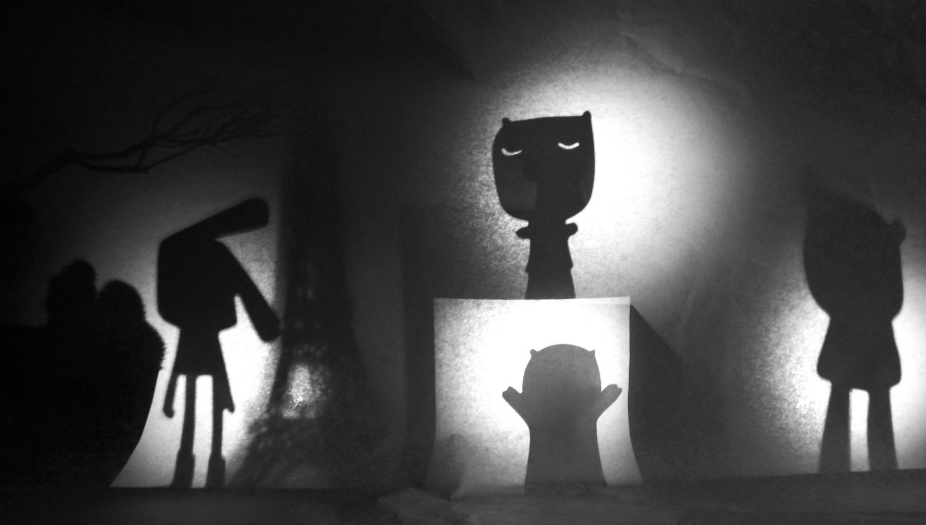 Recherche de mise en scène avec la silhouette des personnages du poussette café.
